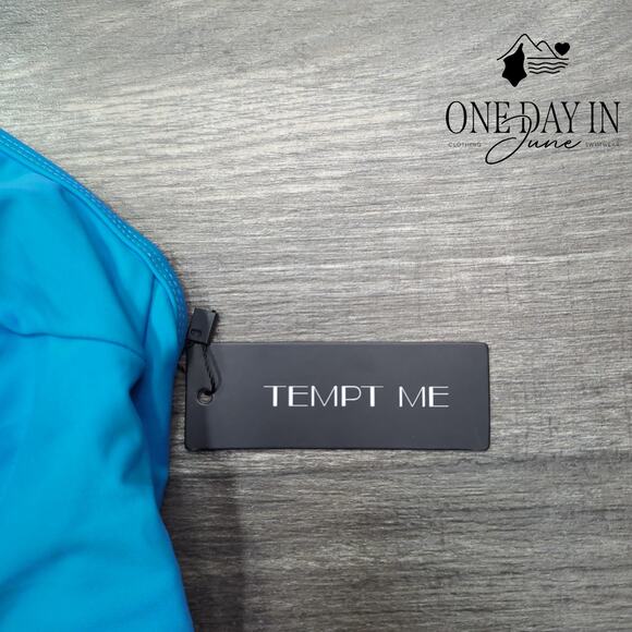 Tempt Me Straight Neck Athletic Racer Back One Piece Swimsuit Size M - Picture 4 of 7